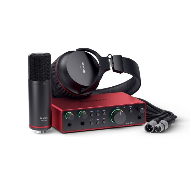 Focusrite Scarlett 2i2 Studio (4 gen)